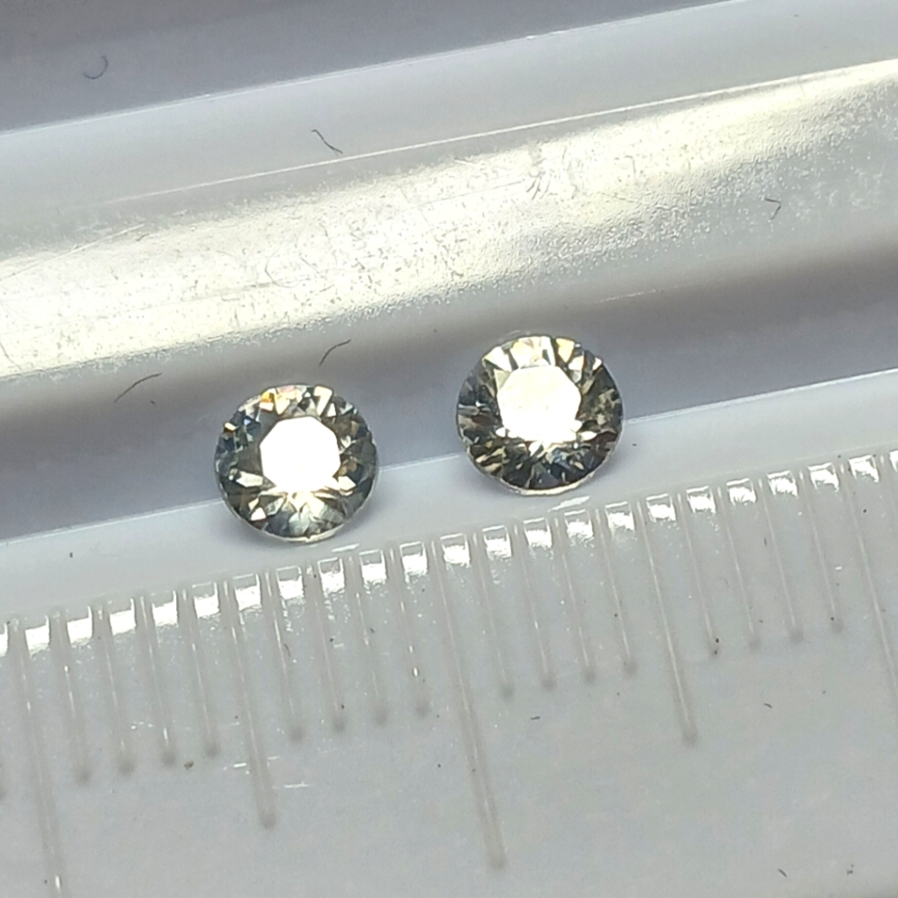 .725ct Elegant Round Zircon 4mm